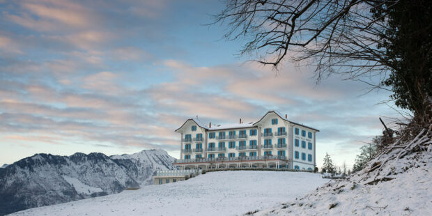 Harmonisch in die Landschaft eingebunden: Festivalspielort Hotel Villa Honegg
