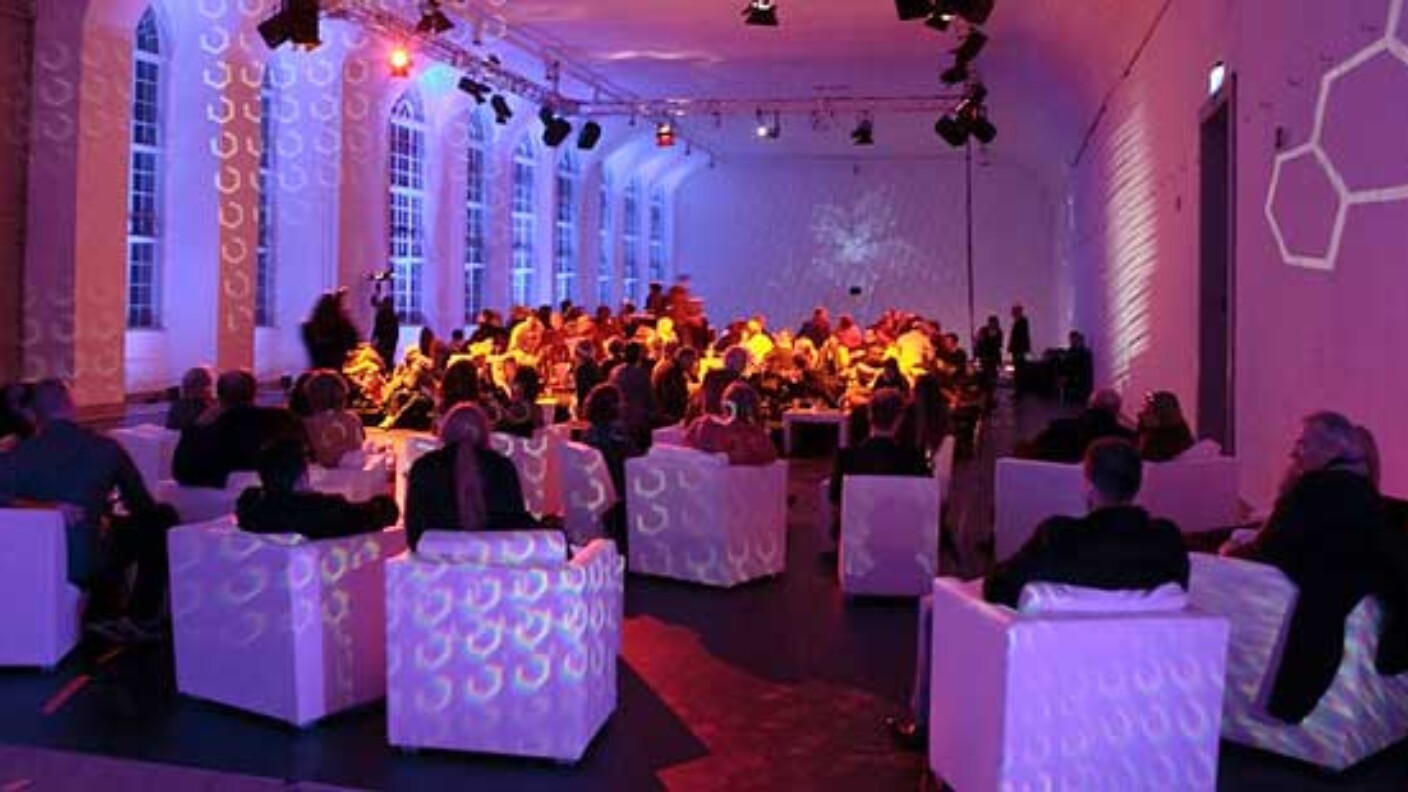 Die Hauptspielstätte der KunstFestSpiele bildet die Orangerie
