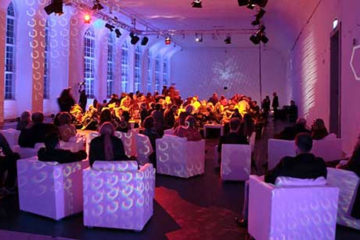 Die Hauptspielstätte der KunstFestSpiele bildet die Orangerie