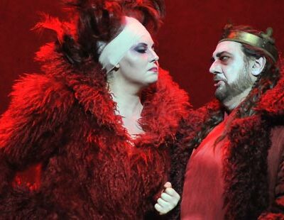 Liudmyla Monastyrska (Lady Macbeth), Plácido Domingo (Macbeth)