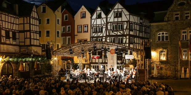 Genussensemble aus Musik, Wein und Baukultur