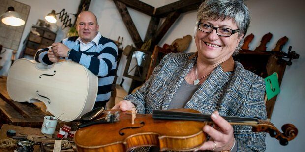 Beleben den traditionsreichen Musikinstrumentenbau im Vogtland: Frank Bilz und Simone von der Ohe