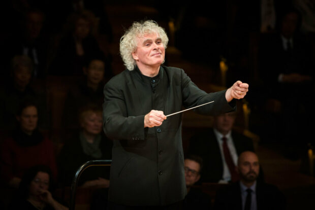 Sir Simon Rattle verlässt Berliner Philharmoniker