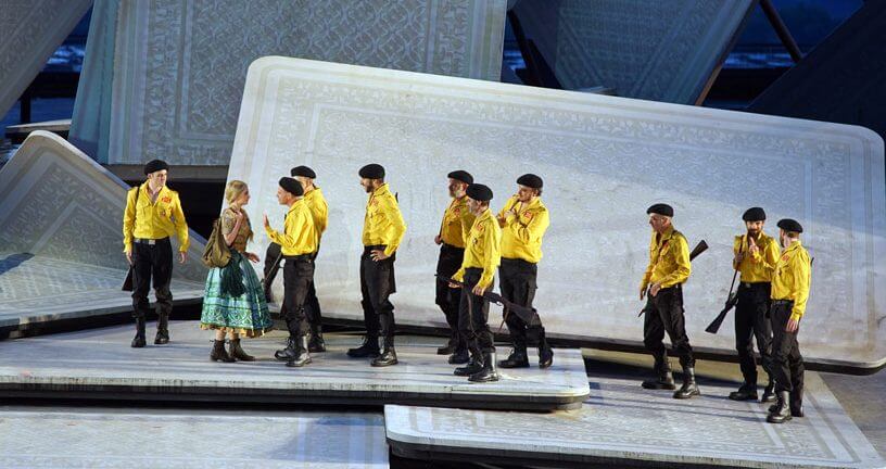 Szenenbild aus "Carmen"