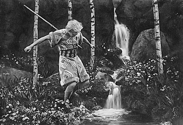 Siegfrieds Tod. Standbild aus dem Film "Die Nibelungen" von Fritz Lang, 1924