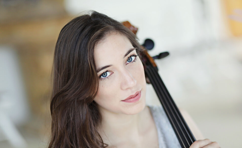 Camille Thomas (Violoncello), Stuttgarter Philharmoniker, Dan Ettinger (Leitung)