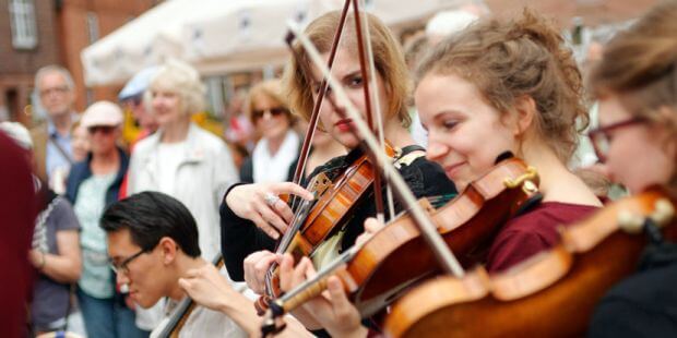 Sommerliche Musiktage Hitzacker. Festival-Auftaktkonzert auf dem Marktplatz 2017