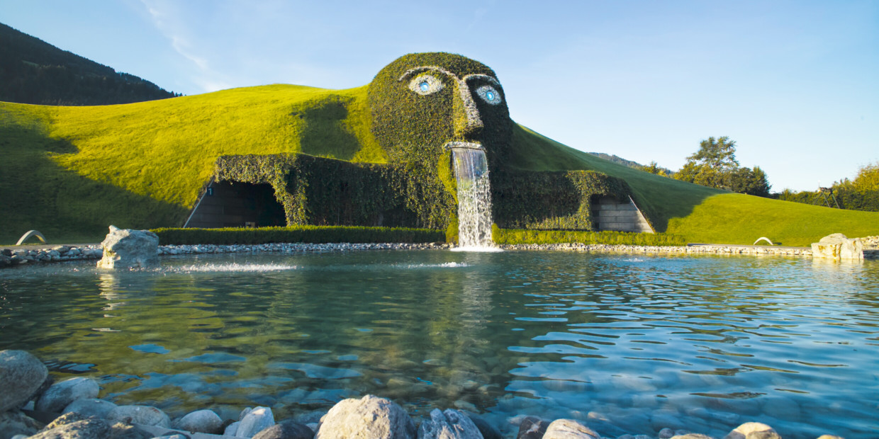 Musik im Riesen: Eingang zum "Riesen" in Wattens