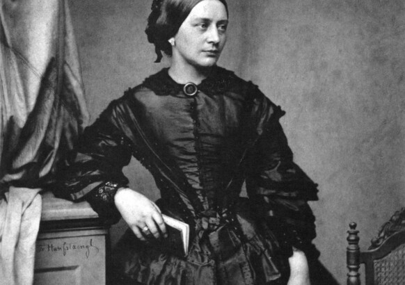Clara Schumann um 1850. Fotografie von Franz Hanfstaengel
