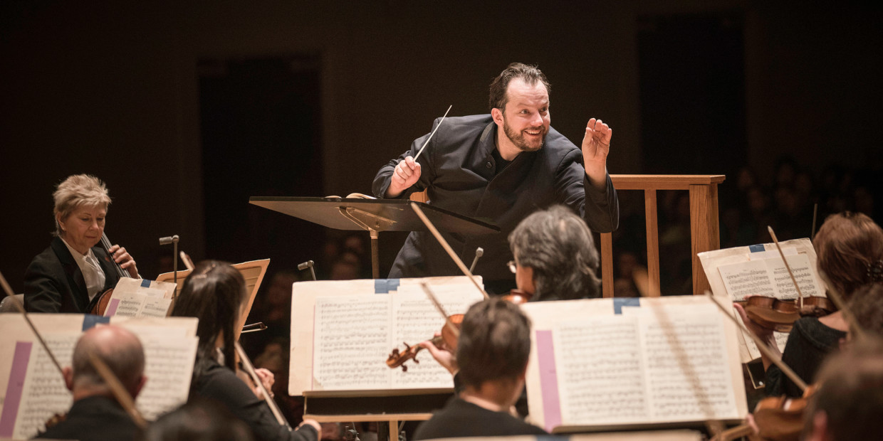 Andris Nelsons dirigiert das Boston Symphony Orchestra