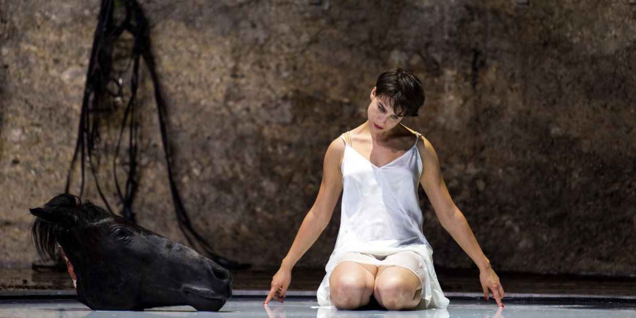 Szenenbild aus "Salome"