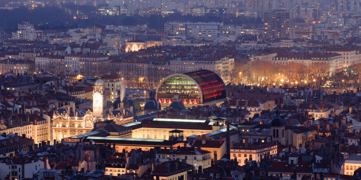 Opéra de Lyon bei Nacht
