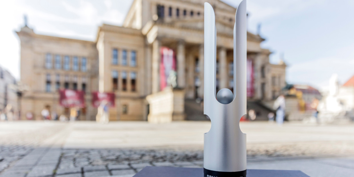 OPUS Klassik vor dem Konzerthaus Berlin