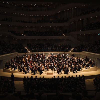 Die Münchner Philharmoniker bei einem Konzert in der Elbphilharmonie