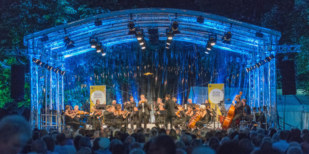 Südwestdeutsches Kammerorchester Pforzheim: Konzert & Feuerwerk im Stadtgarten Pforzheim