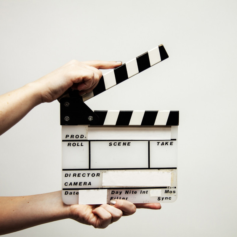 Die Filmklappe darf am Set nicht fehlen