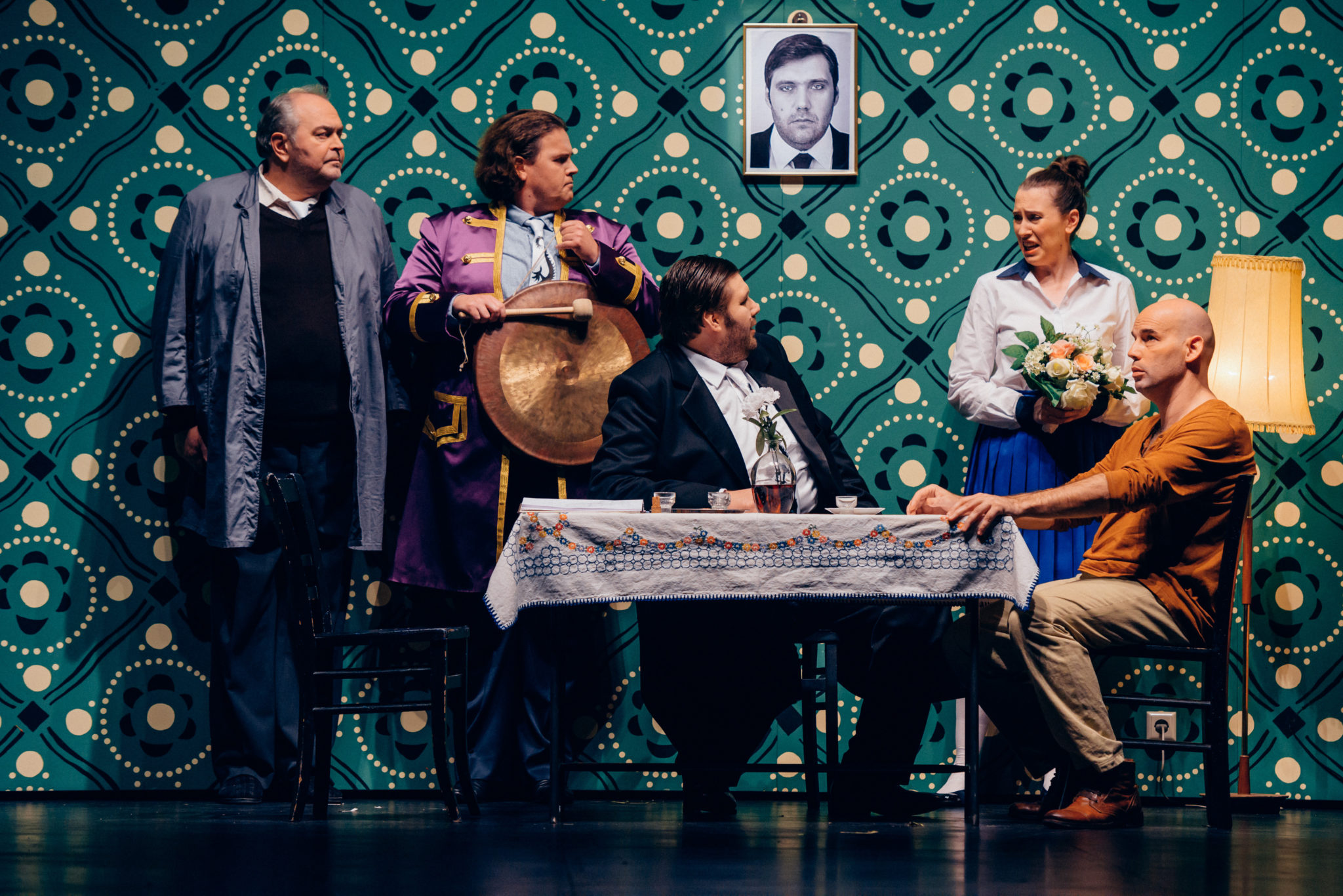 Lanzelot - Juri Batukov (Charlesmagne), Uwe Stickert (Heinrich), Oleksandr Pushniak (Drache), Emily Hindrichs (Elsa) und Máté Solyom-Nagy (Lanzelot)