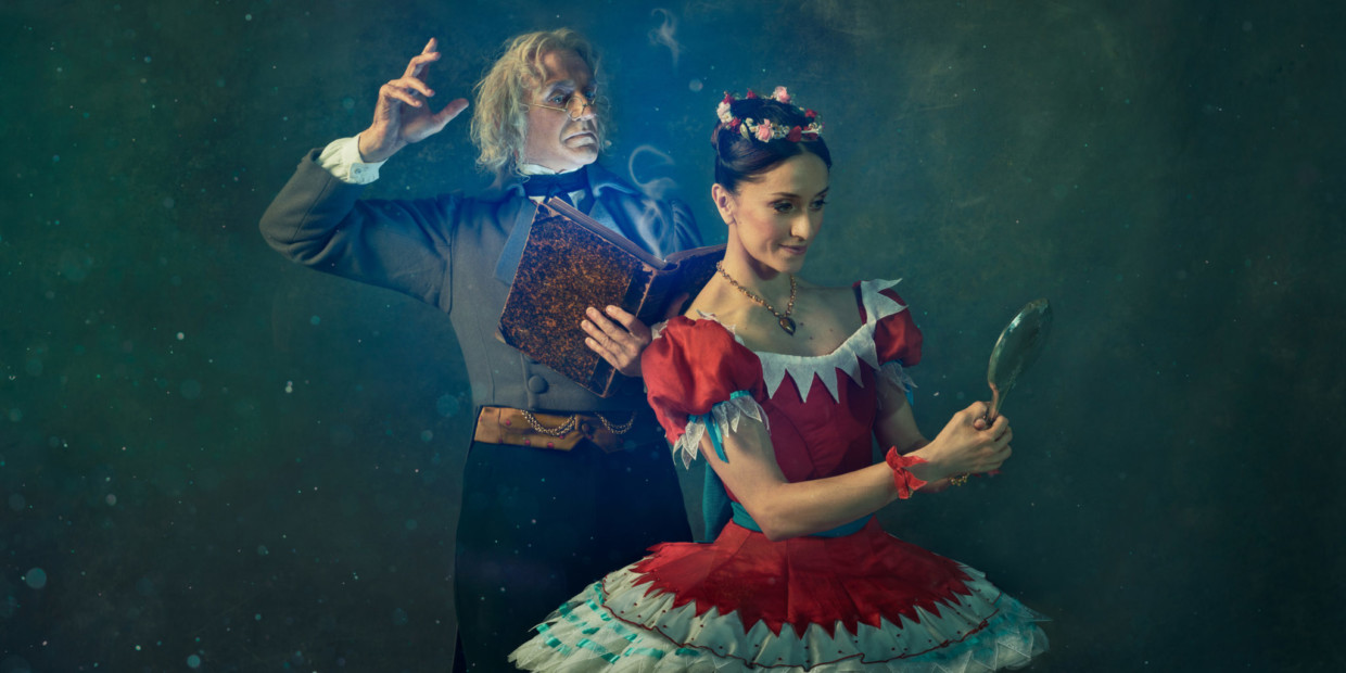 Gary Avis als „Dr. Coppélius“ und Marianela Nuñez als „Swanilda“ in „Coppélia“