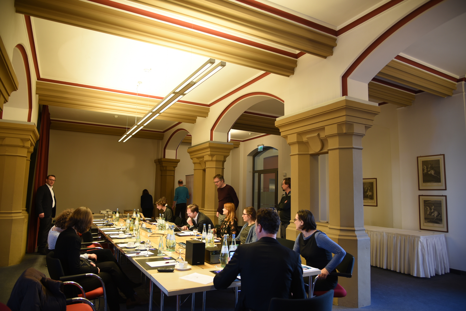 Die concerti-Redaktion im Kapitelsaal des Hotel Collegium Leoninum