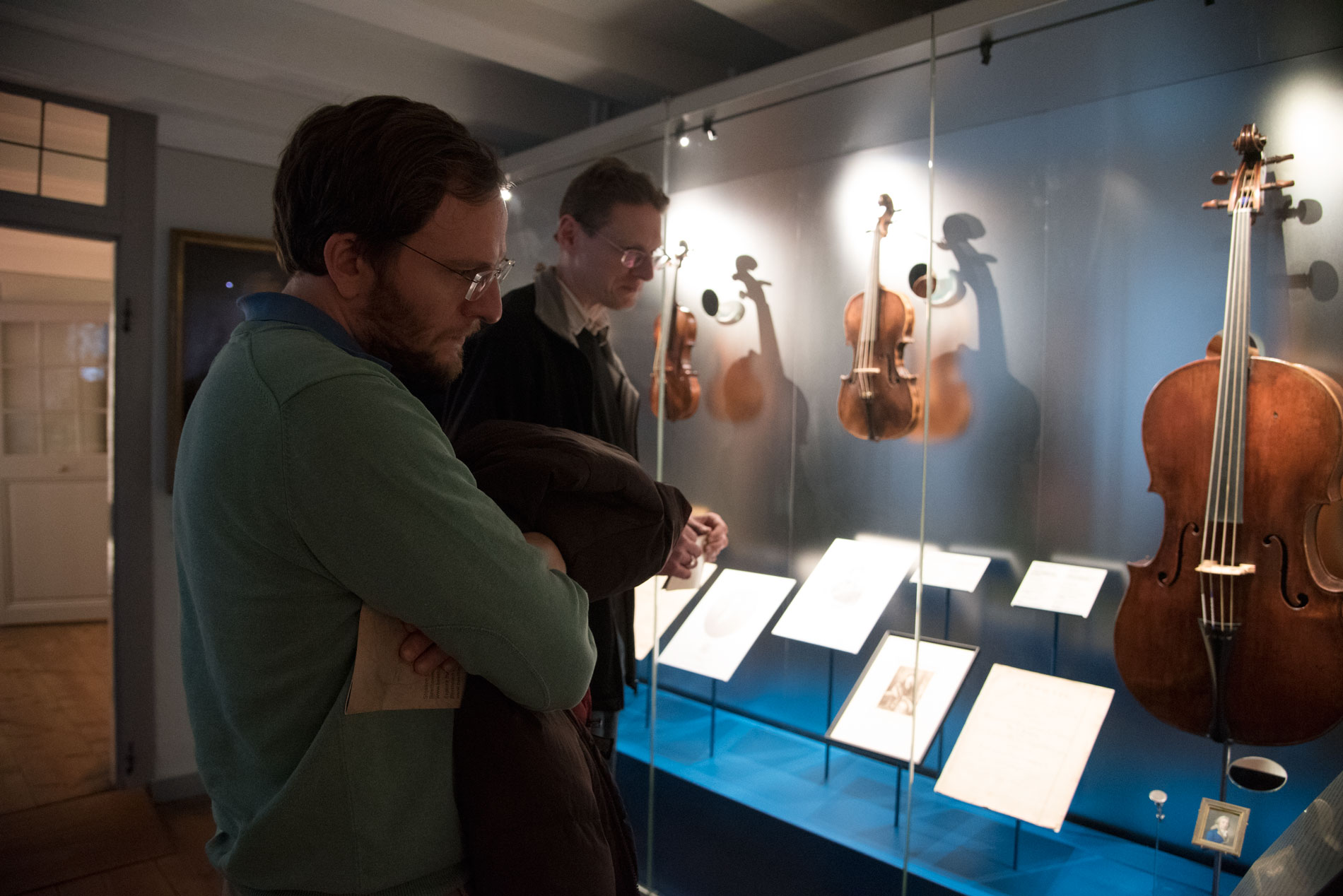 Instrumentenvitrinen im Beethoven-Haus