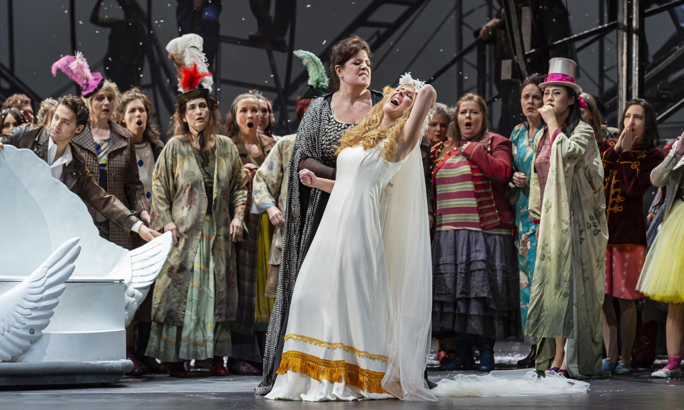 Szene aus „Lohengrin“ am Theater Chemnitz