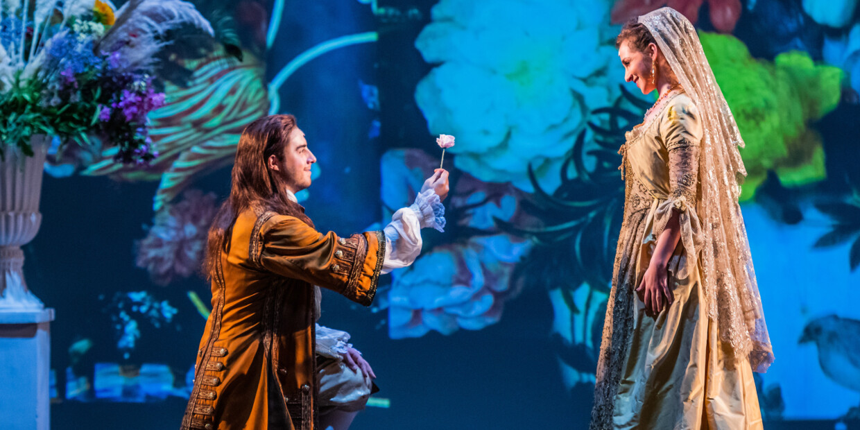 Szene aus Rossinis „La Cenerentola“ beim Regeneration Festival Florenz