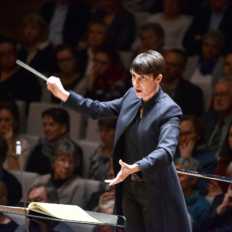 Zusammen mit Regisseurin Frauke Meyer entwickelte sie das Konzept für Eleonore: Dirigentin Susanne Blumenthal