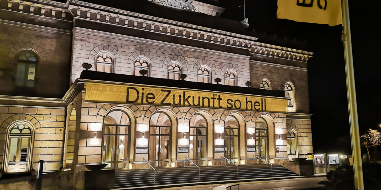 Hoffnungsvoller Blick nach vorn: „Die Zukunft so hell“ lautet das aktuelle Spielzeit-Motto vom Staatstheater Braunschweig.