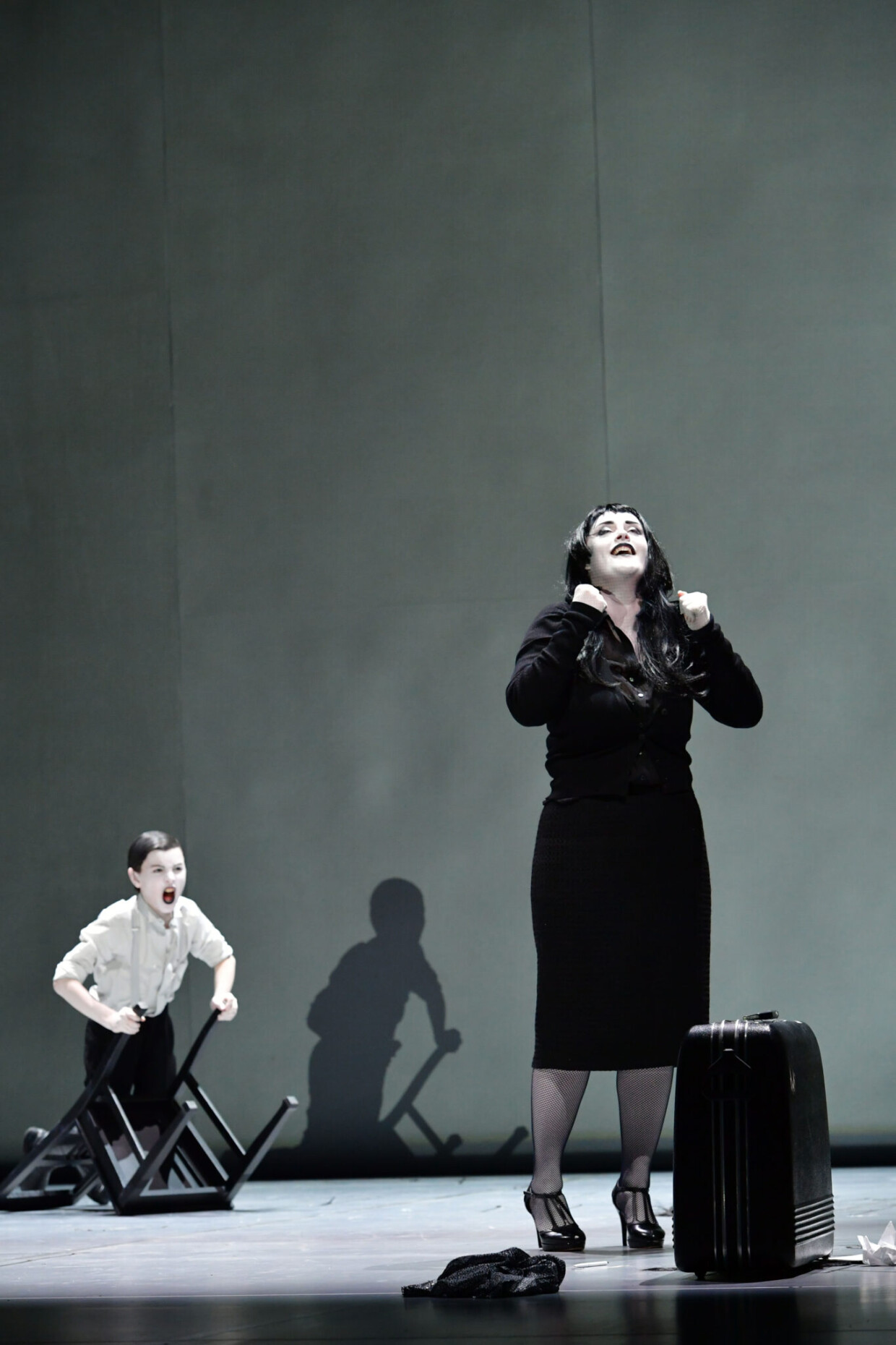 Jakob Geppert, Sarah Brady