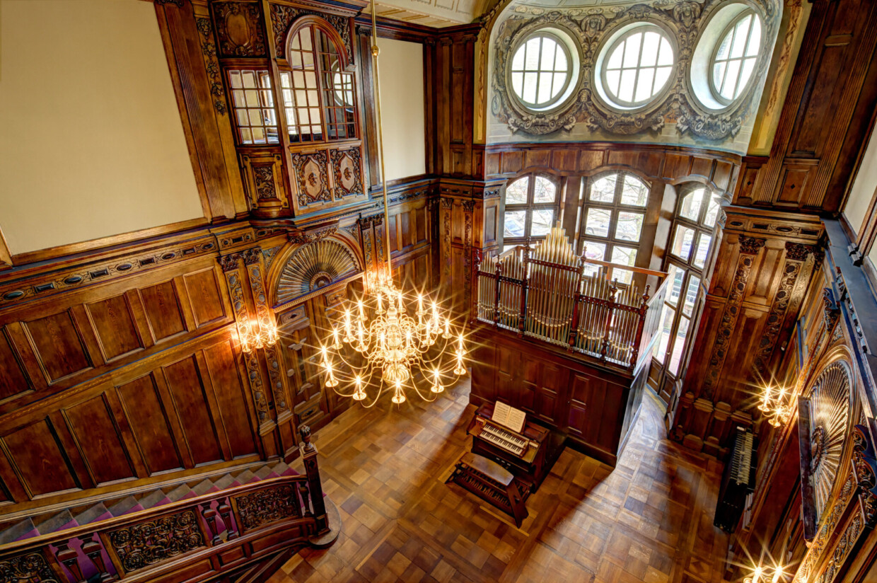 Die „große Halle“ der Villa Seligmann in Hannover, Sitz des Europäischen Zentrums für Jüdische Musik