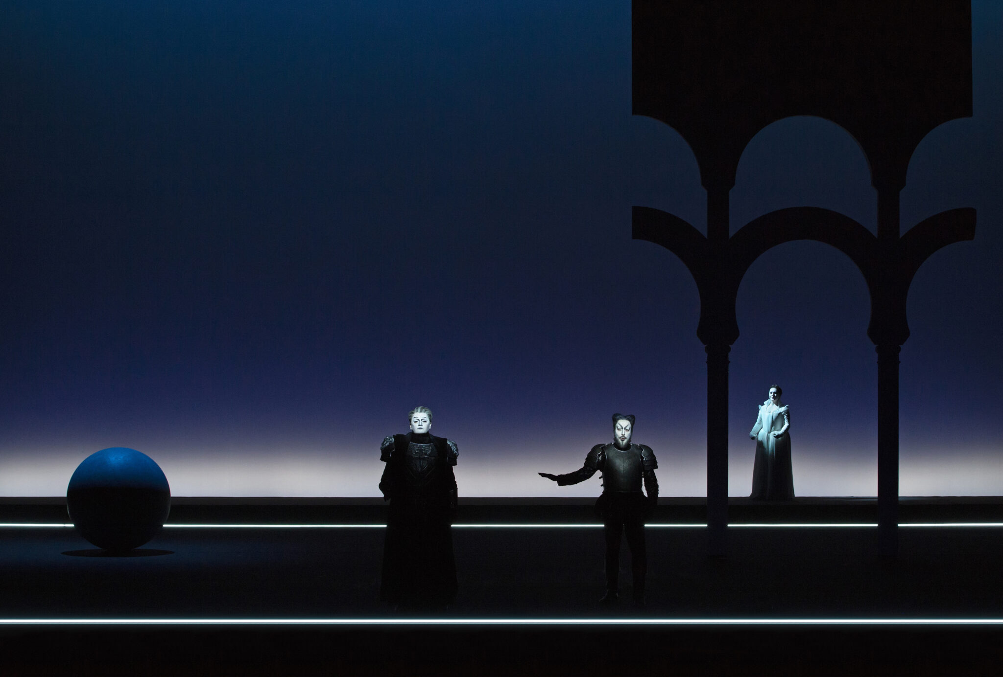 Aleksandrs Antonenko, Tassis Christoyannis und Cellia Costea in Verdis „Otello“ an der Greek National Opera