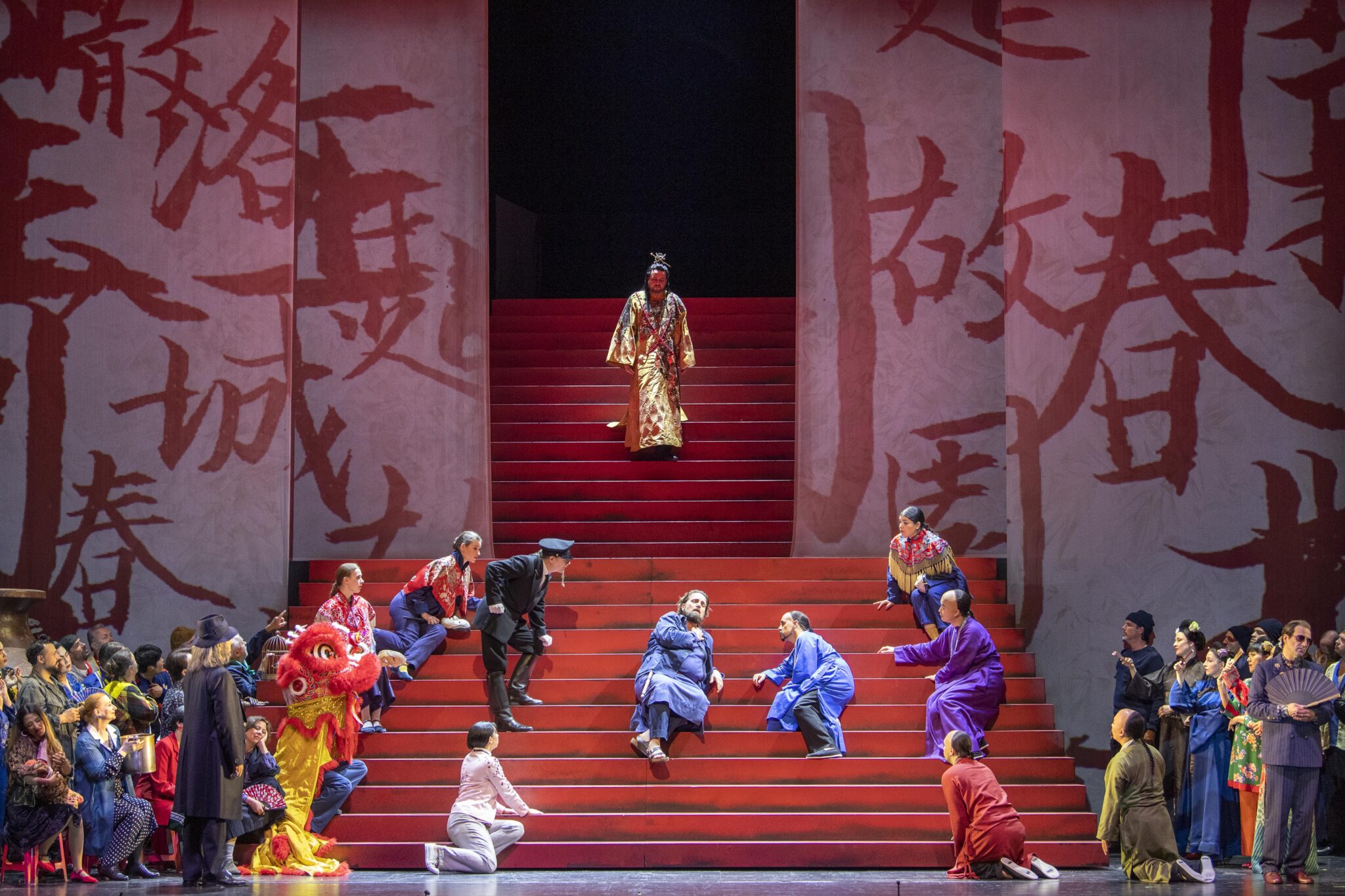 Szenenbild aus „Li-Tai-Pe“ am Theater Bonn