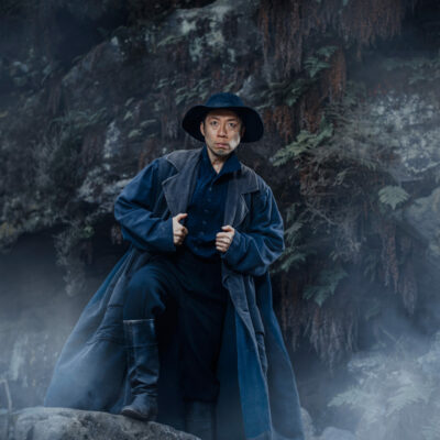 Der koreanischer Bass-Bariton Paul Gukhoe Song verkörpert in Rathen den Holländer