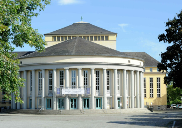 Das Saarländische Staatstheater Saarbrücken zeigt den Auftakt zu Richard Wagners monumentaler Tetralogie