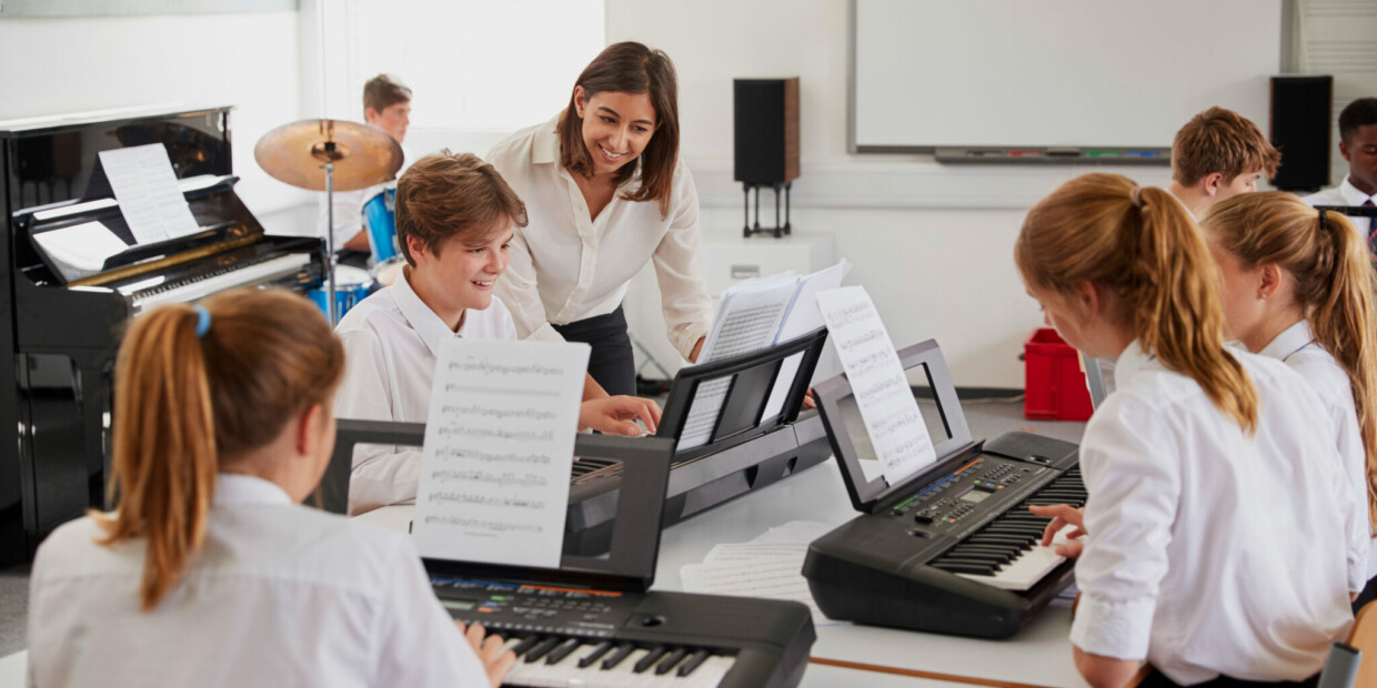 Spielend lernen beim gemeinsamen Instrumentalunterricht