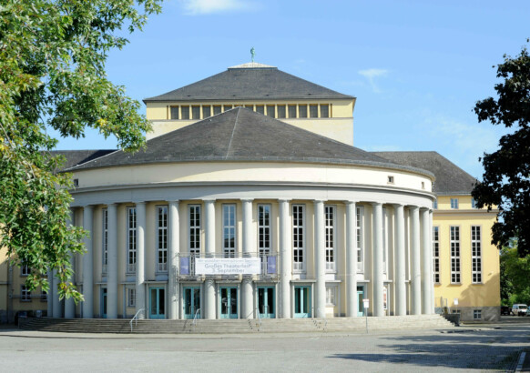 Rache ist süß – und urkomisch: Johann Strauss' „Fledermaus" am Saarländischen Staatstheater