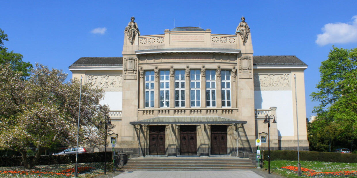 Welt ohne Männer am Stadttheater Gießen