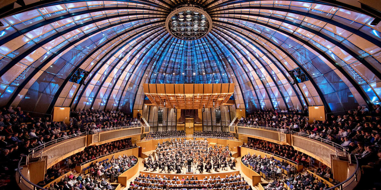 In Nordrhein-Westfalen erklingt zum neuen Jahr auch Musik des 20. und 21. Jahrhunderts, etwa in der Tonhalle Düsseldorf