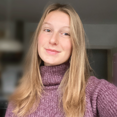 Amrei Schüle steht dem Publikum mit Rat und Tat zur Seite