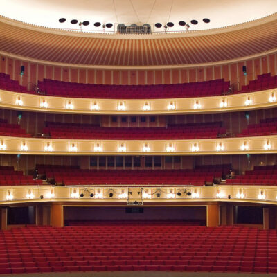 „Zahl, so viel du willst!“: Mit innovativen Ticket-Sonderaktionen will man auch an der Deutschen Oper am Rhein das Publikum zurückgewinnen.