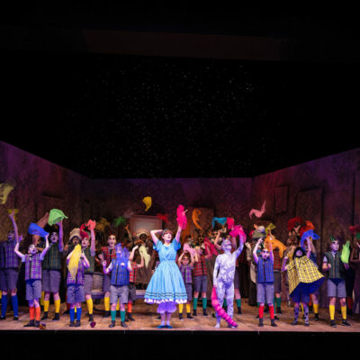 Familienoper mit sprechendem Kaninchen: Alice im Wunderland