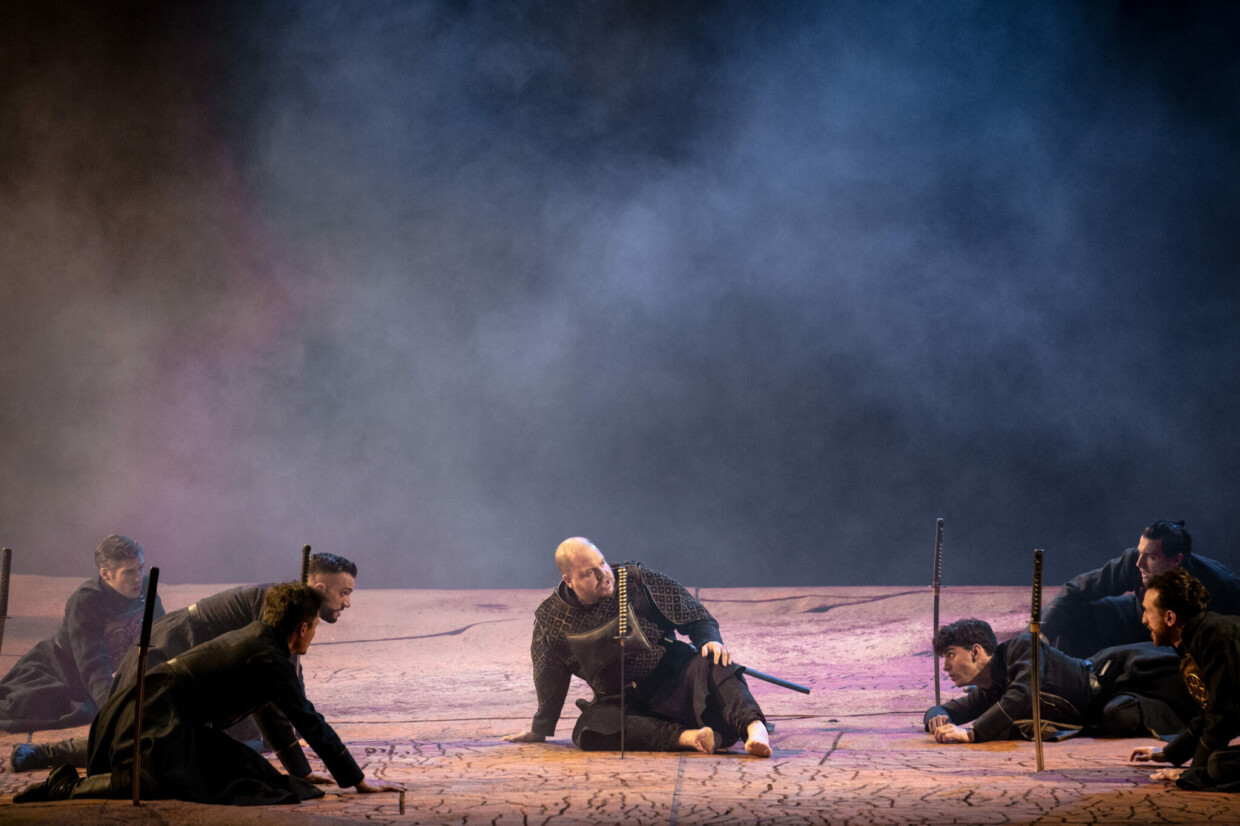 Szenenbild aus „Idomeneo“ an der Staatsoper Unter den Linden