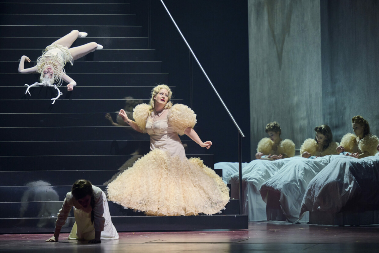 OpernKritik Festspielhaus BadenBaden Die Frau ohne Schatten OpernKritik Festspielhaus BadenBaden Die Frau ohne Schatten