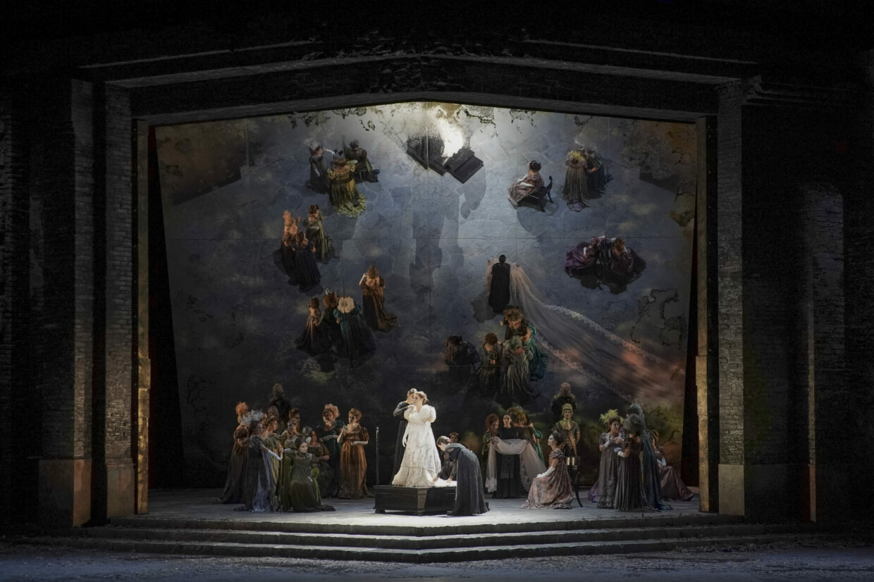 Szenenbild aus „Medea“ an der Greek National Opera