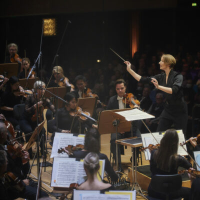 Nach fünf Jahren heißt es Abschied nehmen: Joana Mallwitz und die Staatsphilharmonie Nürnberg