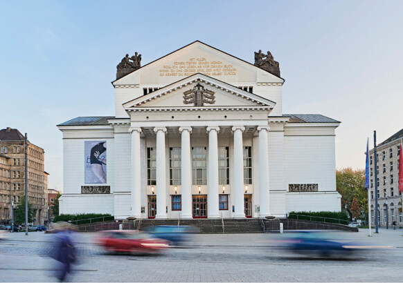Ilaria Lanzino inszeniert die Adaption eines Schulromans am Theater Duisburg
