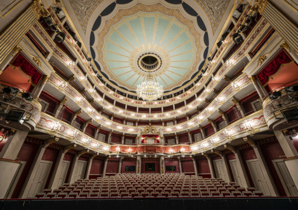 Lorin Maazels Oper „1984“ feiert ihre deutsche Erstaufführung am Theater Regensburg