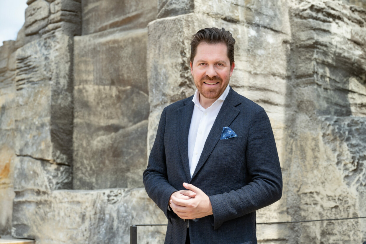 Stand als Opernsänger selbst auf der Bühne: Intendant Daniel Serafin