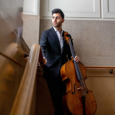 Begann bereits als Vierjähriger mit dem Cellospiel: Kian Soltani