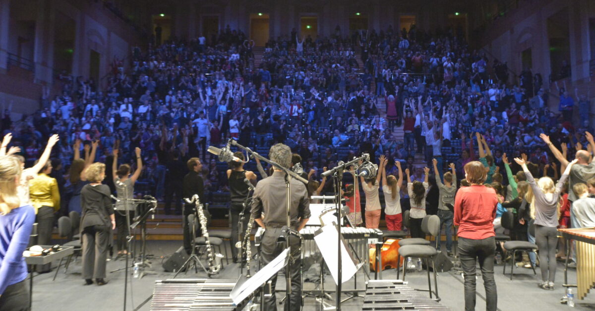 Tanzkonzert Steve Reich Music for 18 Musicians concerti.de